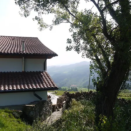 Erlete Goikoa -estamos En El Camino De Santiago -we Are On The Camino De Santiago * Deba