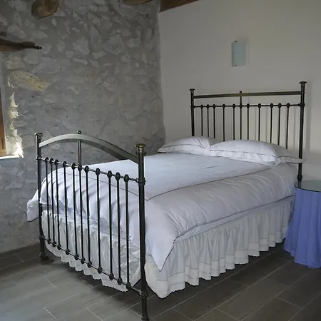 Erlete Goikoa -estamos En El Camino De Santiago -we Are On The Camino De Santiago ديبا