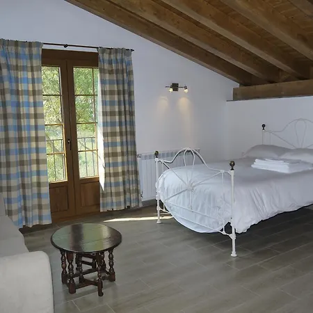 Erlete Goikoa -estamos En El Camino De Santiago -we Are On The Camino De Santiago ديبا