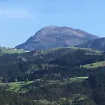 Erlete Goikoa -estamos En El Camino De Santiago -we Are On The Camino De Santiago- Senderismo-rutas Y Bicicleta Séjour à la campagne Deba