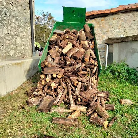 Erlete Goikoa -estamos En El Camino De Santiago -we Are On The Camino De Santiago Deba