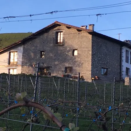 Erlete Goikoa -estamos En El Camino De Santiago -we Are On The Camino De Santiago Landsted